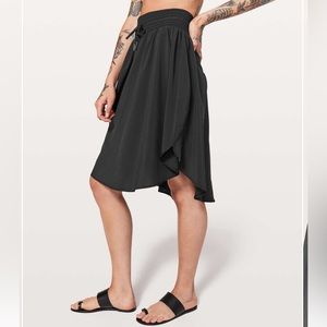 Lululemon Everyday Black Skirt Size 6.